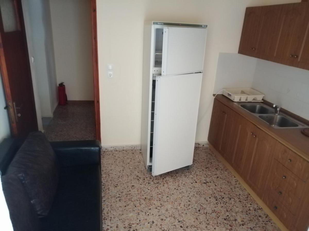 Ο Ακλόνητος Aparthotel Nea Mesagkala Luaran gambar