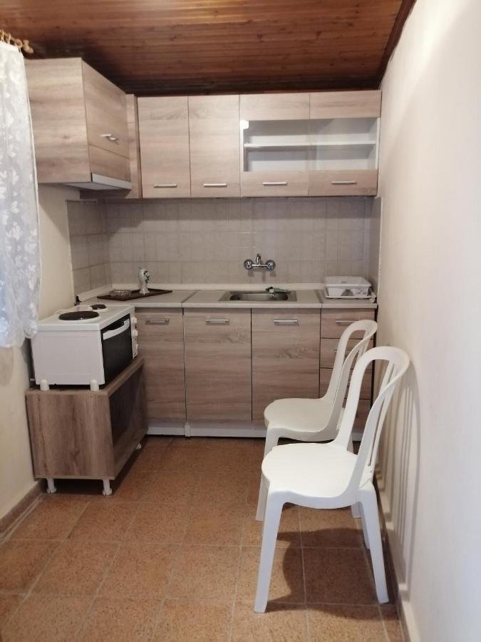 Ο Ακλόνητος Aparthotel Nea Mesagkala Luaran gambar