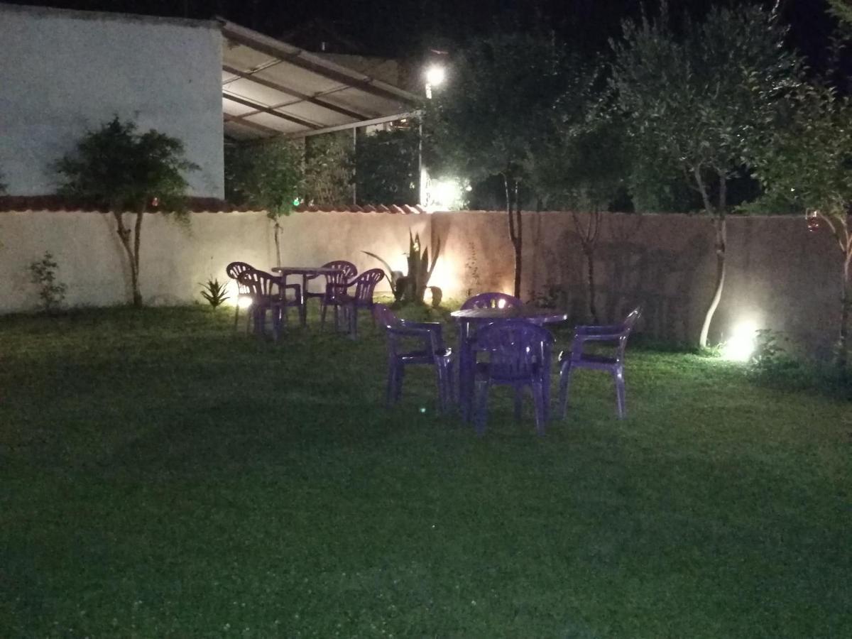 Ο Ακλόνητος Aparthotel Nea Mesagkala Luaran gambar